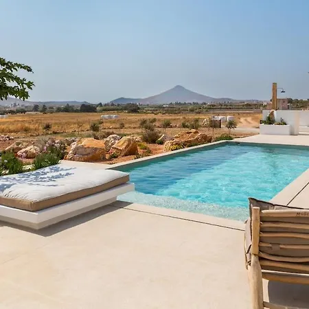 Villa Vinangelo, A Cycladic Elegant On Paros Island Glifades
