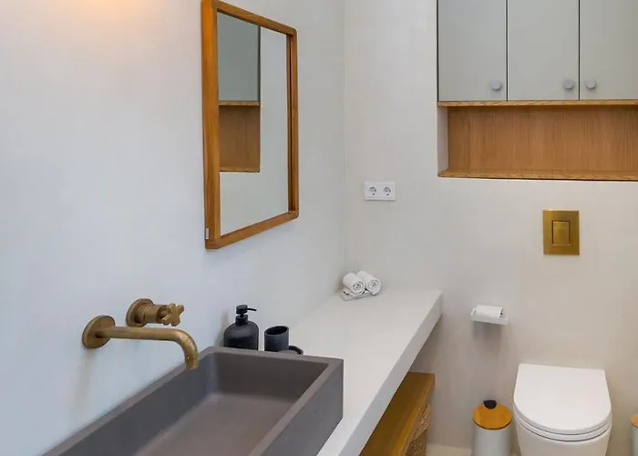 Vinangelo, A Cycladic Elegant On Paros Island Glifades